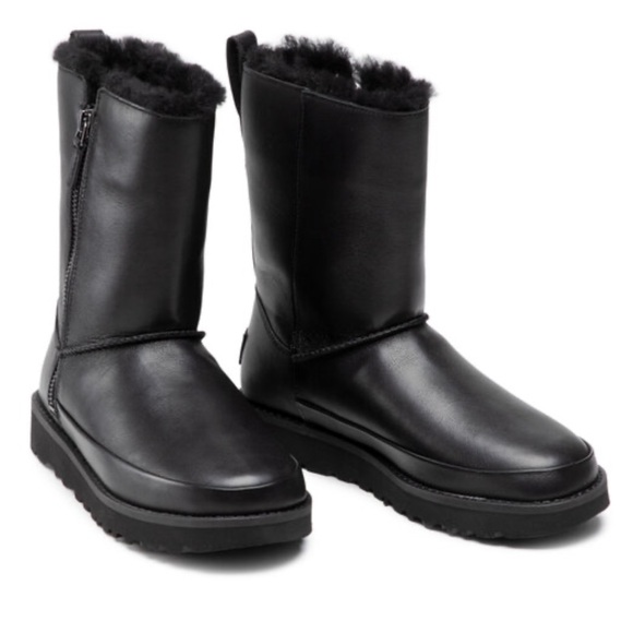 UGG Shoes - UGG Leather Boots | 11 black